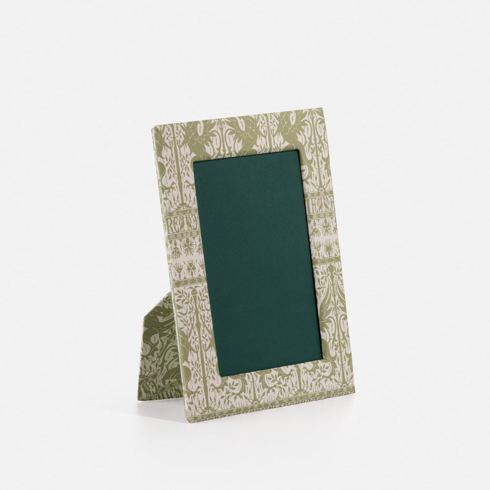 Cornice<br> Woodcut Collection