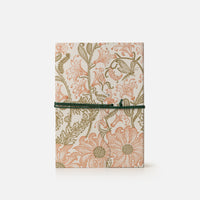 Notebook with lace and lined pages<br> Hardcover - Woodcut