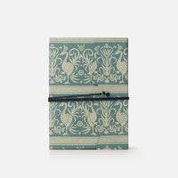 Notebook with lace and lined pages<br> Hardcover - Woodcut