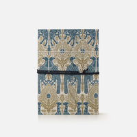Notebook with lace and lined pages<br> Hardcover - Woodcut