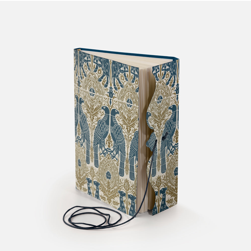 Notebook with lace and lined pages<br> Hardcover - Woodcut