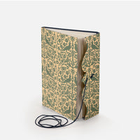 Notebook with lace and lined pages<br> Hardcover - Woodcut