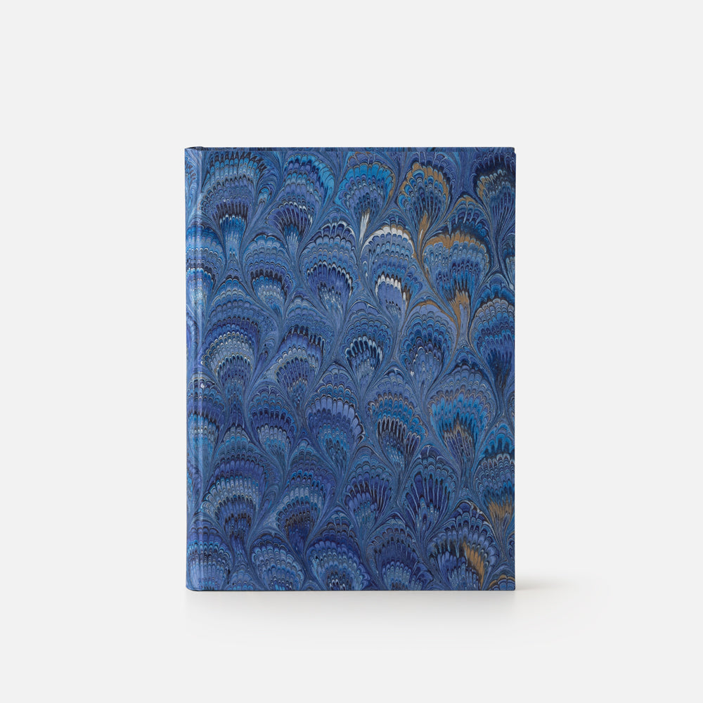 Taccuino pagine bianche<br>copertina rigida con taglio marmorizzato<br>collezione Pavoni
