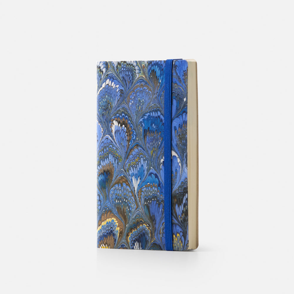 Notebook with blank pages and elastic band<br> Softcover - Cottonpaper Pavoni Collection