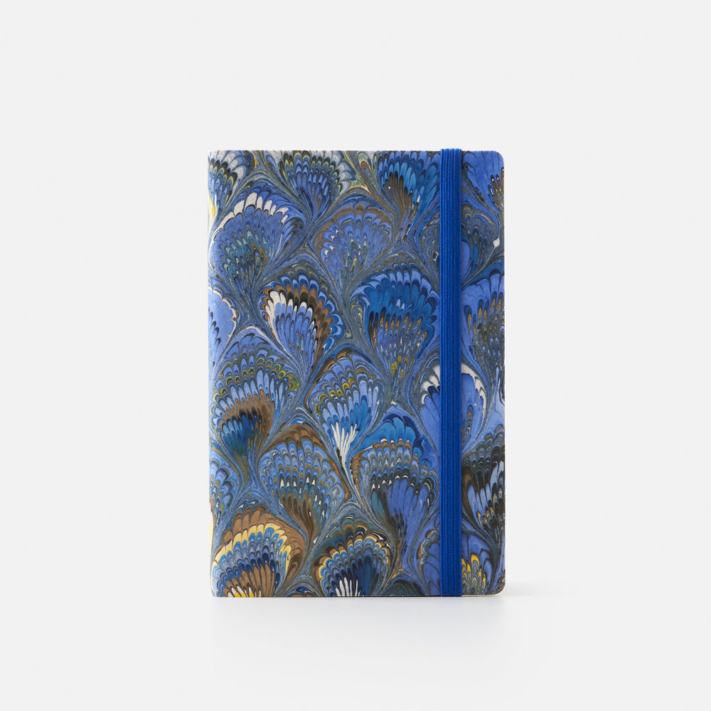 Lined notebook with elastic band<br> Softcover - Cottonpaper Pavoni Collection