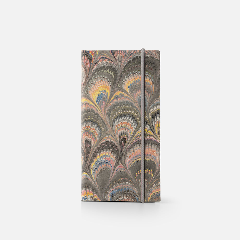 Lined notebook with elastic band<br> Hardcover - Pavoni Collection