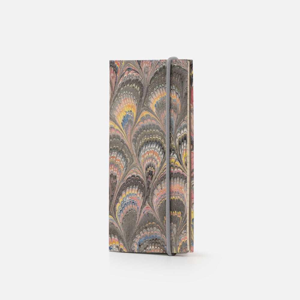 Lined notebook with elastic band<br> Hardcover - Pavoni Collection