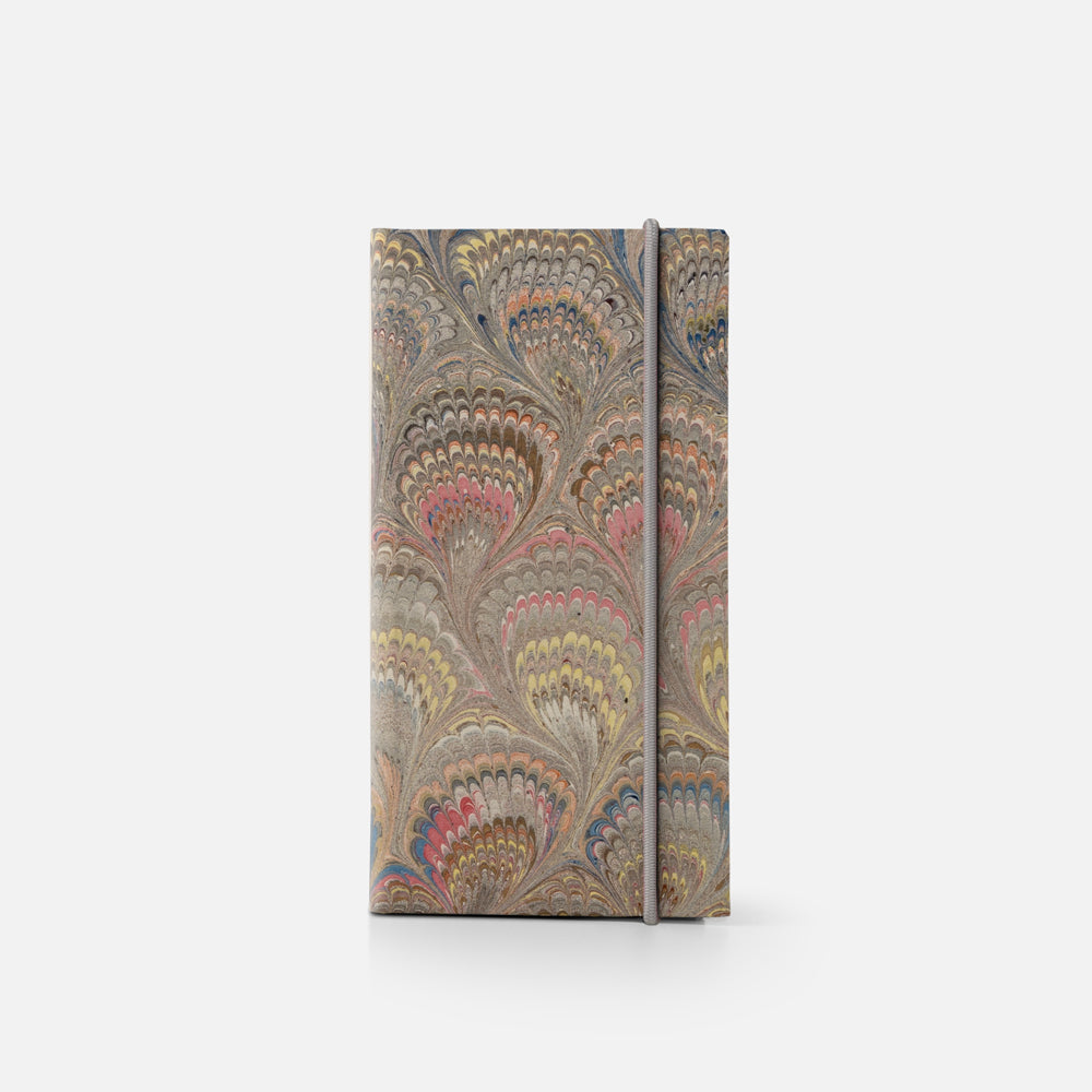 Lined notebook with elastic band<br> Hardcover - Pavoni Collection