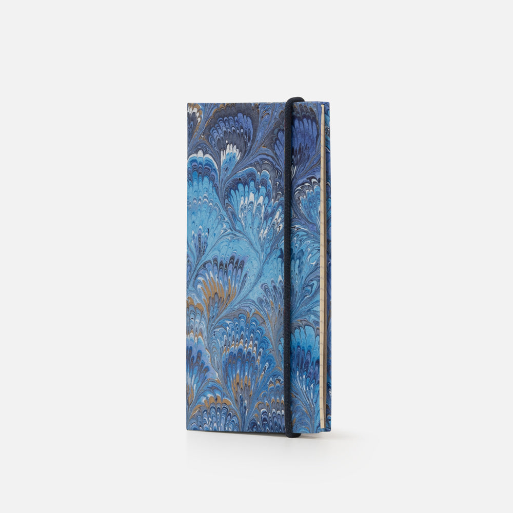 Lined notebook with elastic band<br> Hardcover - Pavoni Collection
