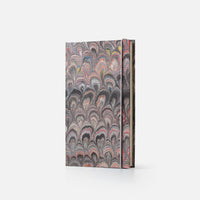 Lined notebook with elastic band<br> Hardcover - Pavoni Collection