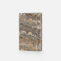 Lined notebook with elastic band<br> Hardcover - Pavoni Collection