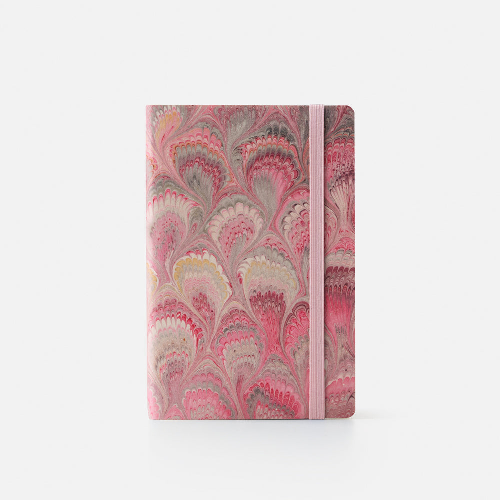 Notebook with blank pages and elastic band<br> Softcover - Cottonpaper Pavoni Collection