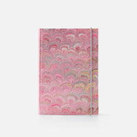 Lined notebook with elastic band<br> Hardcover - Pavoni Collection