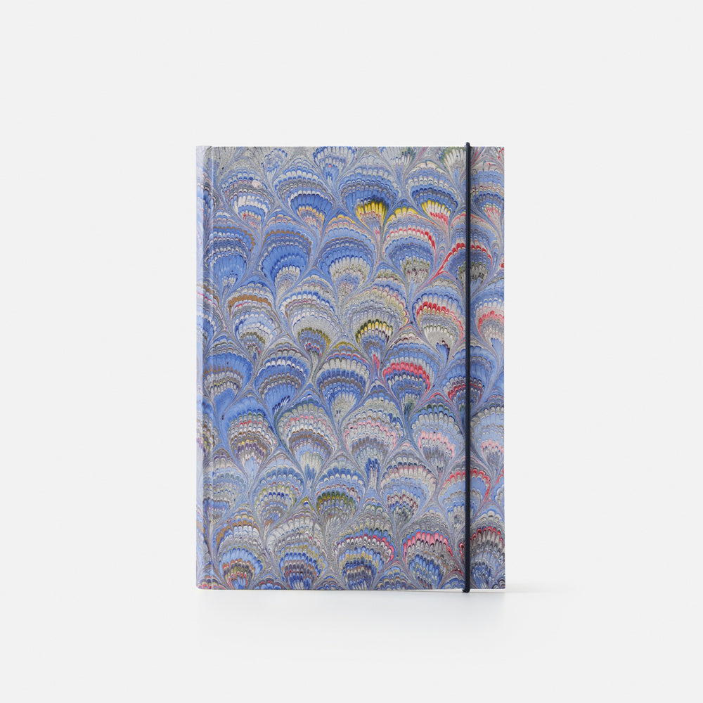 Lined notebook with elastic band<br> Hardcover - Pavoni Collection