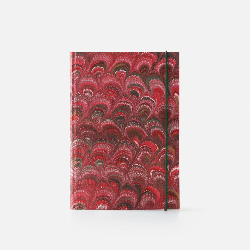 Lined notebook with elastic band<br> Hardcover - Pavoni Collection