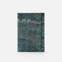 Lined notebook with elastic band<br> Hardcover - Pavoni Collection