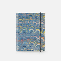 Lined notebook with elastic band<br> Hardcover - Pavoni Collection