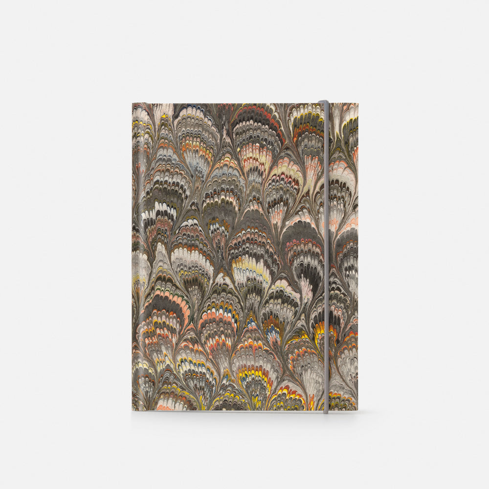 Lined notebook with elastic band<br> Hardcover - Pavoni Collection